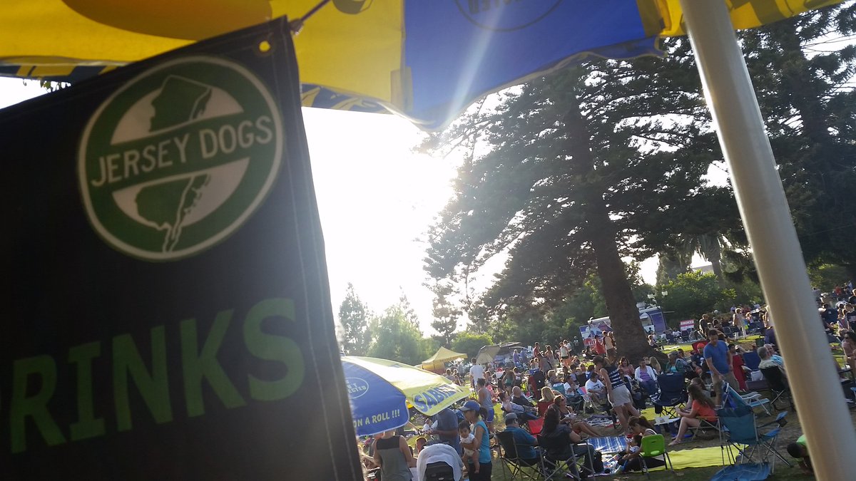 Camarillo Ranch Food Truck Thurs.  Families,music,fun and a movie in the barn