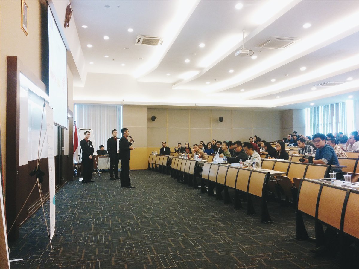 Marketition_id's tweet photo. All ideas are very unique and interesting. The juries will have a hard time to pick a winner! Good luck everyone! https://t.co/OMAp2HeEyI