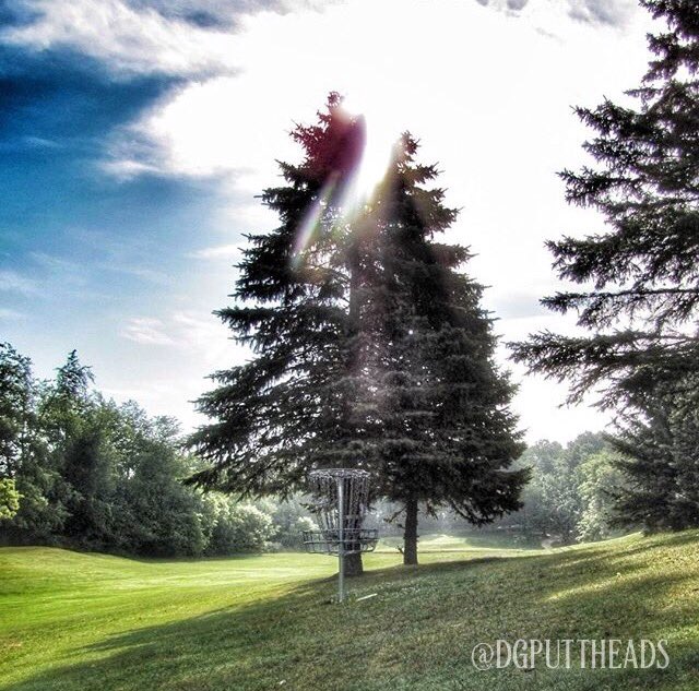 MindBodyDisc's tweet photo. It's Friday! Time for some #MBDFridayFeature pics! Follow these folks on Instagram! #discgolf #discgolfpics https://t.co/88ejjLPtZz