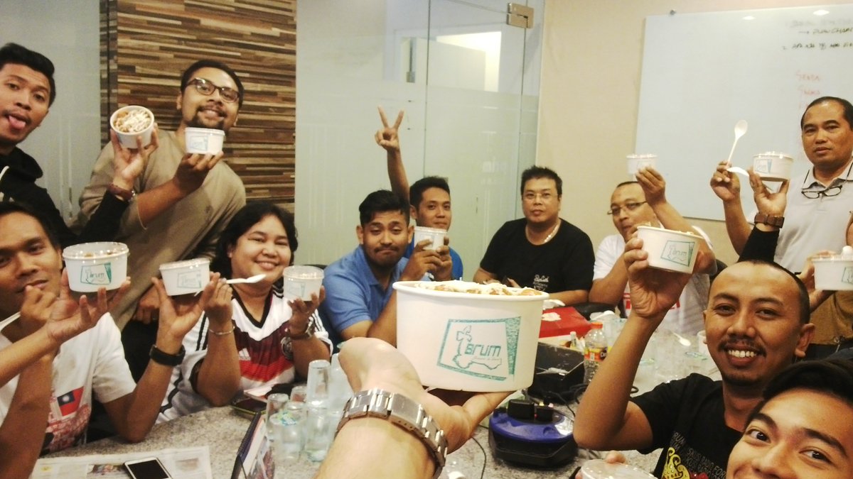 primaradiosby_'s tweet photo. Spicy Galardo....
Menu Makan siang meeting bulanan tim
Prima Radio Surabaya
Supported by @BrumCafe https://t.co/TlTmA3vvhR