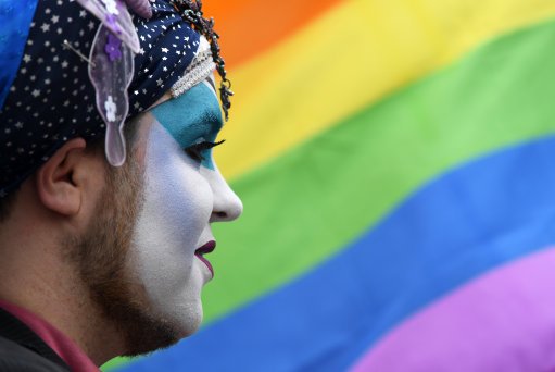 #WEATHER Morning - sunny with some showers... Take a brolly for <a href="/NottsPride/">Notts Pride</a>. Highs of 21C  ☀️⛅️☔️😉