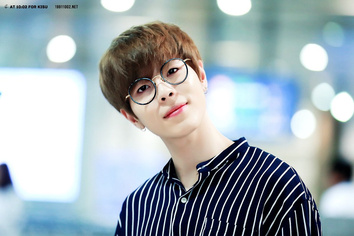 19911002_net's tweet photo. 160725 인공도착 #기수 #KISU #24K #투포케이 @24K_7S 아잉>_<♡︎ https://t.co/hOOW4E3swZ