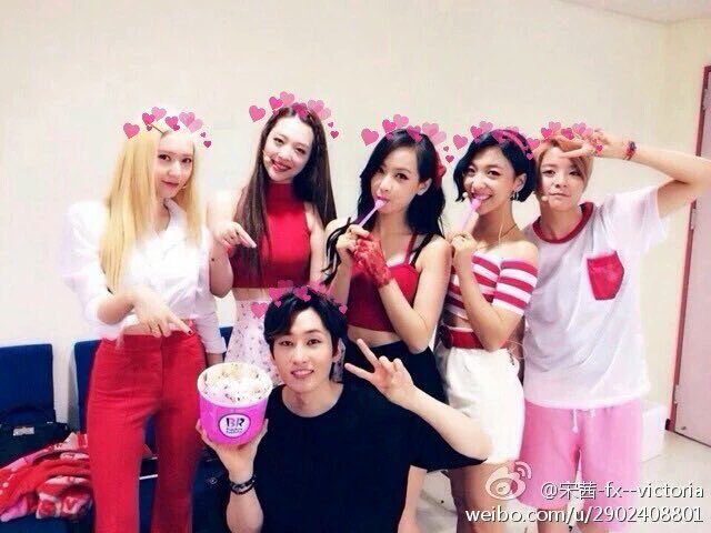 idolsasbr's tweet photo. melhores amigos e sulli 😜😝 #rs https://t.co/DJ0DRQVqd2