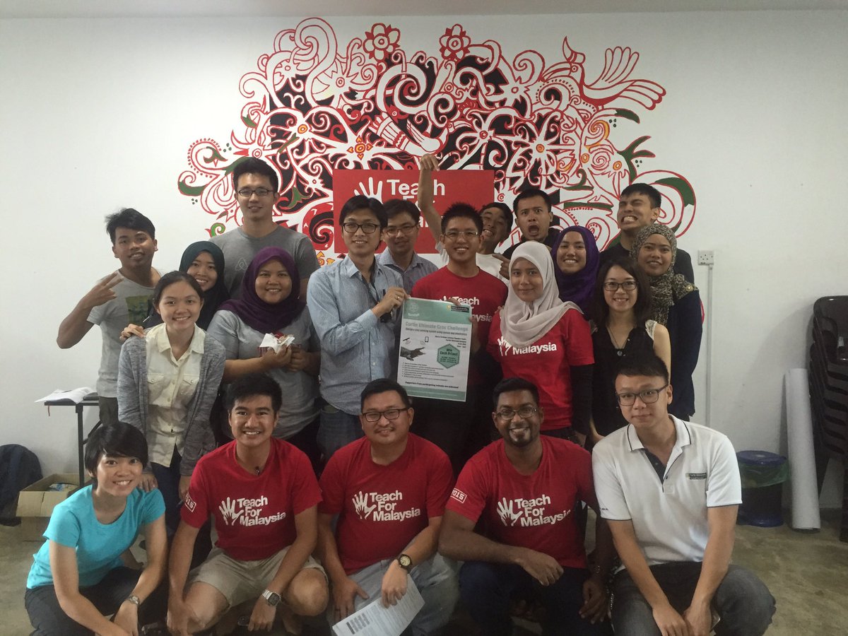 DNWan's tweet photo. And it's a wrap! #RE3East #TFMEast #TFM2015 https://t.co/5mZNCZ9wzc