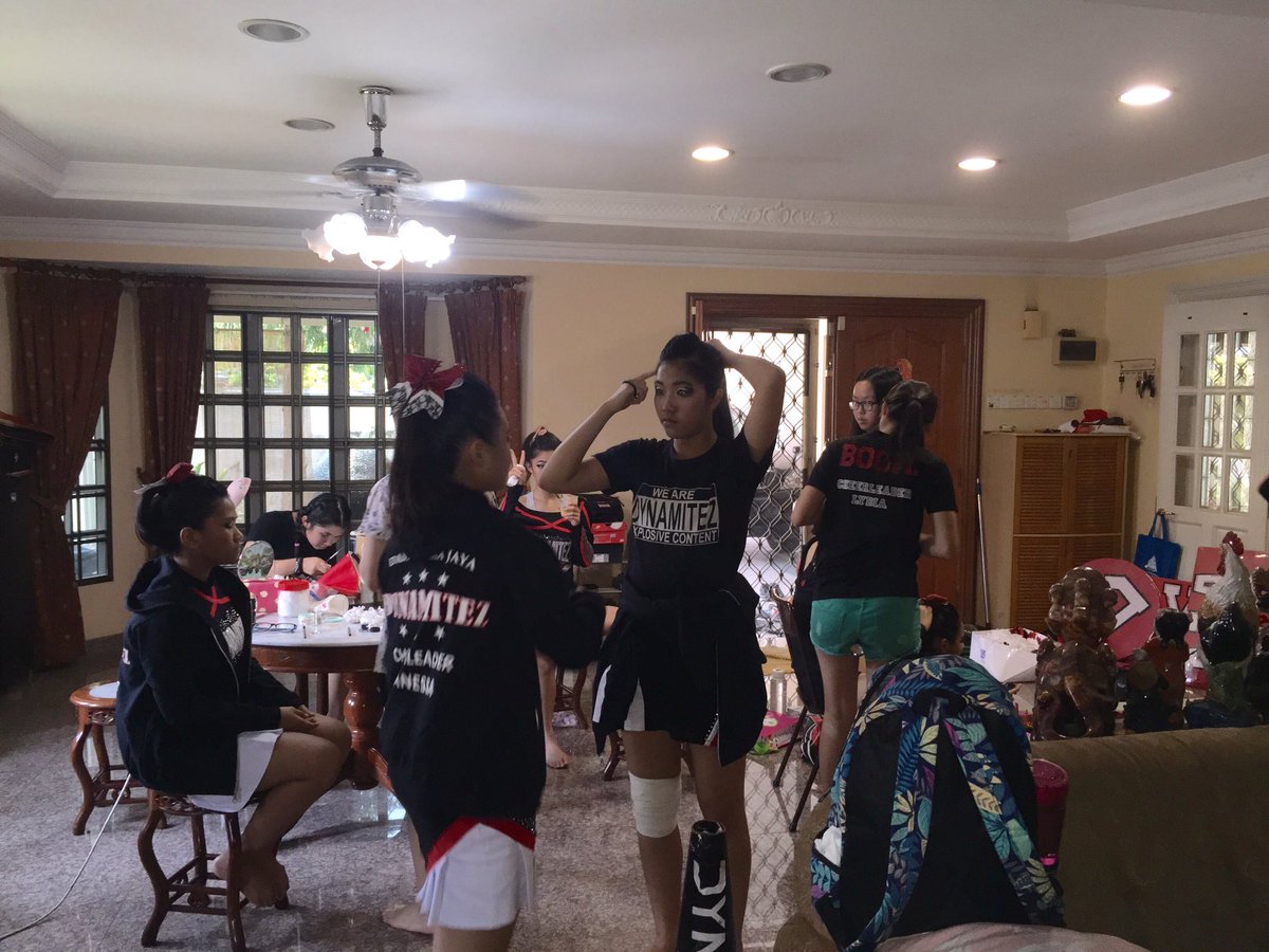 DYNAMICK2016's tweet photo. Dyna girls getting ready to slay the mats 💣🔥 remember to be there by 5.30pm to support them‼️ #charmc32016 https://t.co/z1dOHcPTI2