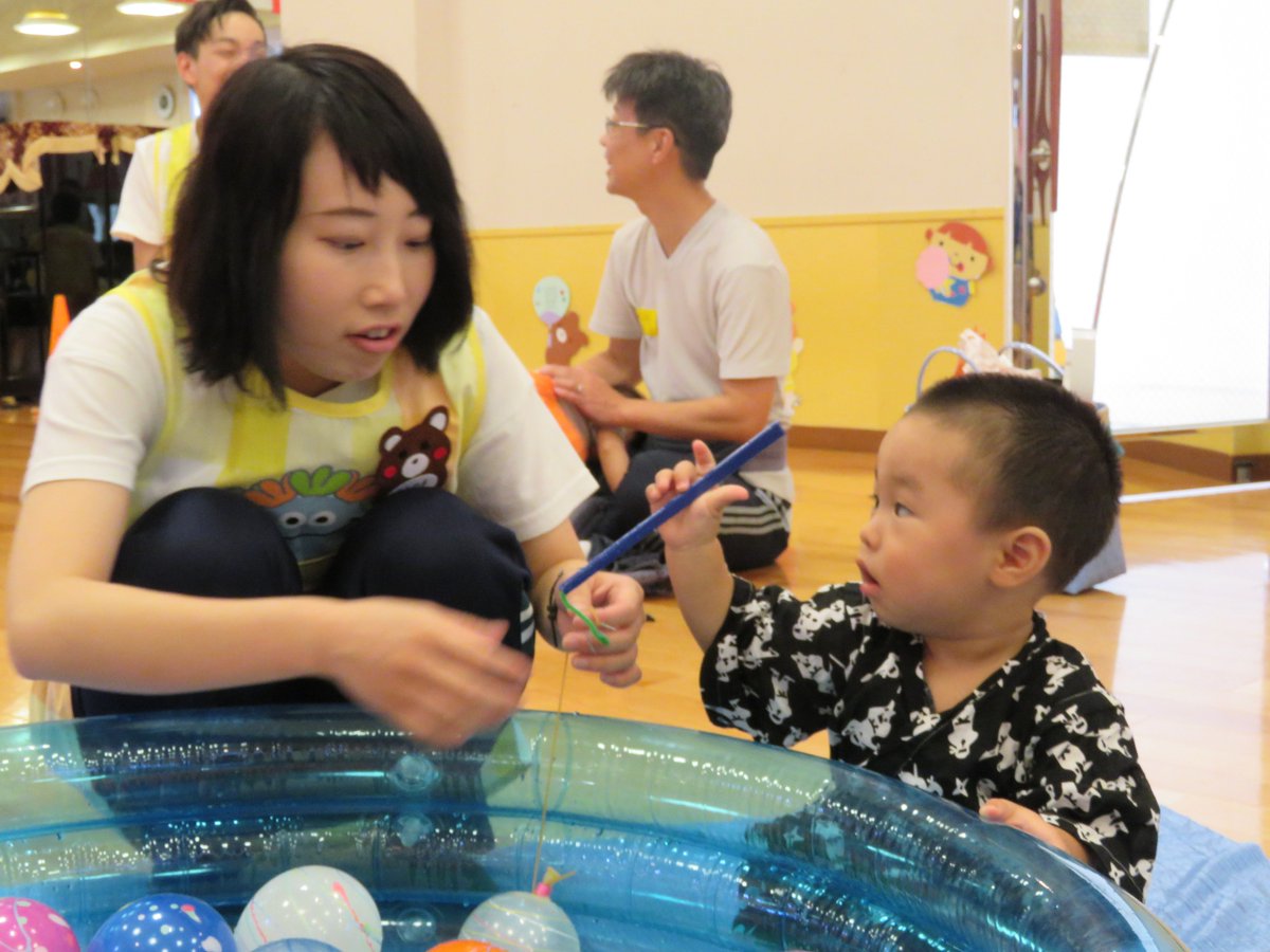 yokohama_child's tweet photo. 夏祭り♡沢山の子どもたちがきたよ!明日も午前中は子どもたちが来るよん♡
#保育 #子ども #かわいい #専門 #短大 #幼稚園 #保育園 #こども #横浜 #夏 #夏祭り #夏大好き #大好き #bebemaman #子育て支援 https://t.co/2A7RxoVoUs
