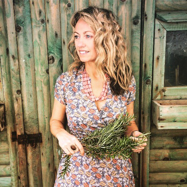 clodaghmckenna's tweet photo. I'll be giving a cookery demonstration today @stakelums in Thurles, Tipperary from 2-4pm,  Entry is FREE 🎉 https://t.co/pDuJ8wgzuE