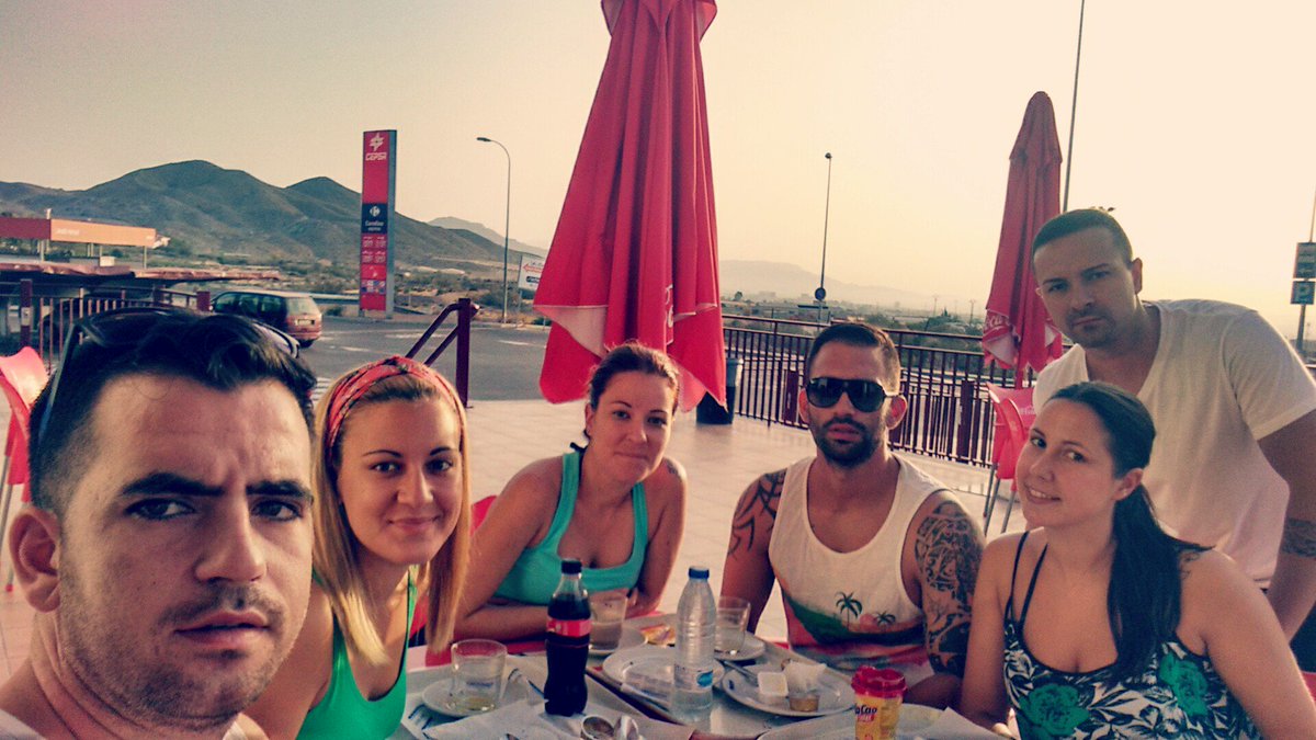 5Tati5's tweet photo. Nos fuiiiimoos!¡ 😎 https://t.co/vFV2ho6FAo