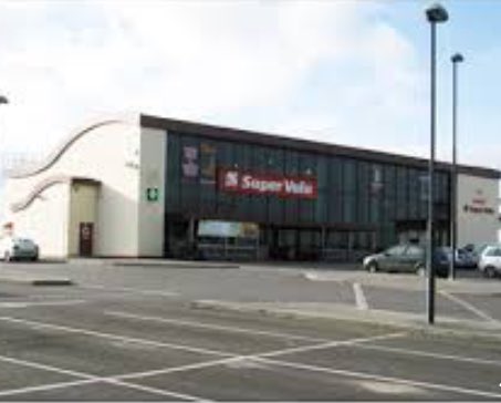 EmeraldOils's tweet photo. Find us @SuperValuIRL #Cobh today #foodacademy #coldpreseed #rapeseedoil https://t.co/bYYU9TmW8l