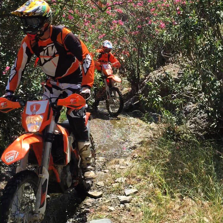 offroadorange's tweet photo. It's the weekend😃, let's go and explore. @KTM_UK @eurotekktm #ktm #spain #adventure https://t.co/Gl4RsNdPSq
