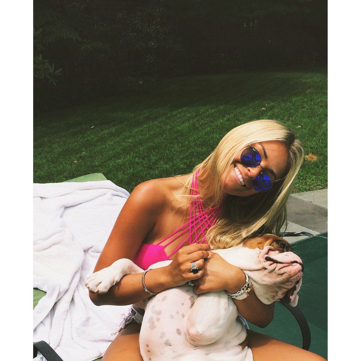 GriffLeah's tweet photo. 🐶🐶🐶 https://t.co/dyLo6DfkTD
