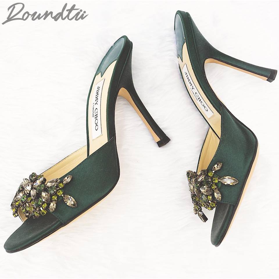 roundtuofficial's tweet photo. #jimmychoo #mules at https://t.co/UQ1qif9nrU
#Roundtu #trend #satin #redcarpet #sexy #shoponline #sotd https://t.co/lfwdrTwnRA