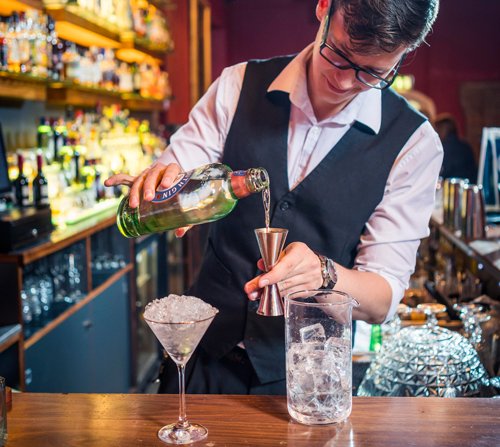 barbicankitchen's tweet photo. Tell us what flavours you'd put in your @PlymouthginUk cocktail &amp; you could win a BK &amp; @therefectorybar experience! https://t.co/APbon4255y