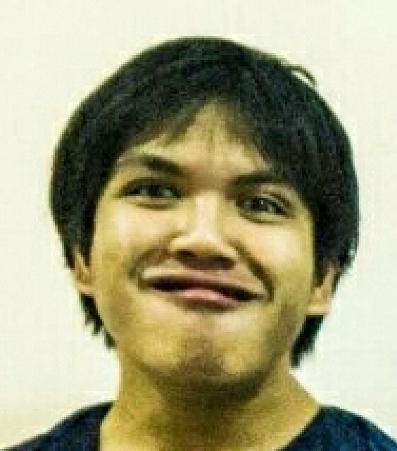 HANdredplus's tweet photo. #Throwback #Syawal2016 my family agreed to make ugly face, but when I looked at the photo, I realised they paitao me https://t.co/IOOxcTrdDI