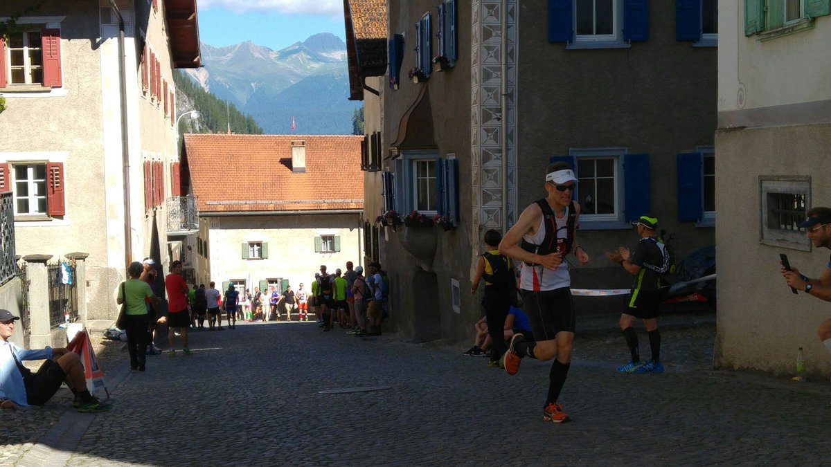 DavosKlosters's tweet image. Die ersten Läufer haben Bergün erreicht #swissalpine #davosklosters #marathon #davos #klosters