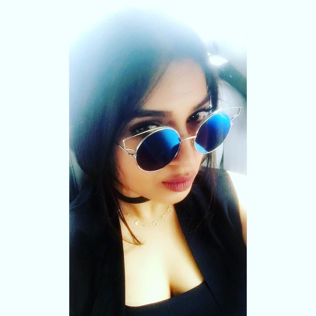 yrftalent's tweet photo. Travel selfies are always fun! And we're loving this new one with @psbhumi - Those shades though - love em! #Style https://t.co/YacxfWwGnR