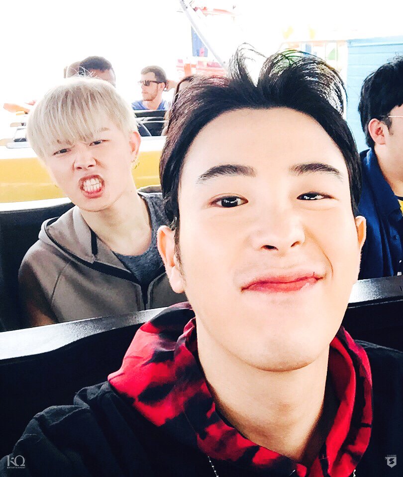 blockb_official's tweet photo. 잘 지내고 있어요~ 
날씨가 많이 덥다고 들었는데 음식 조심!
#피오 https://t.co/chvZP4LxXW