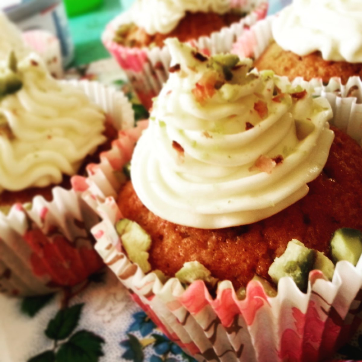 GandTeaWorc's tweet photo. #foodiefest has arrived in #Worcester and your #local # vintage #tearoom is serving up the #best #cake in town! https://t.co/dcguKxlq83