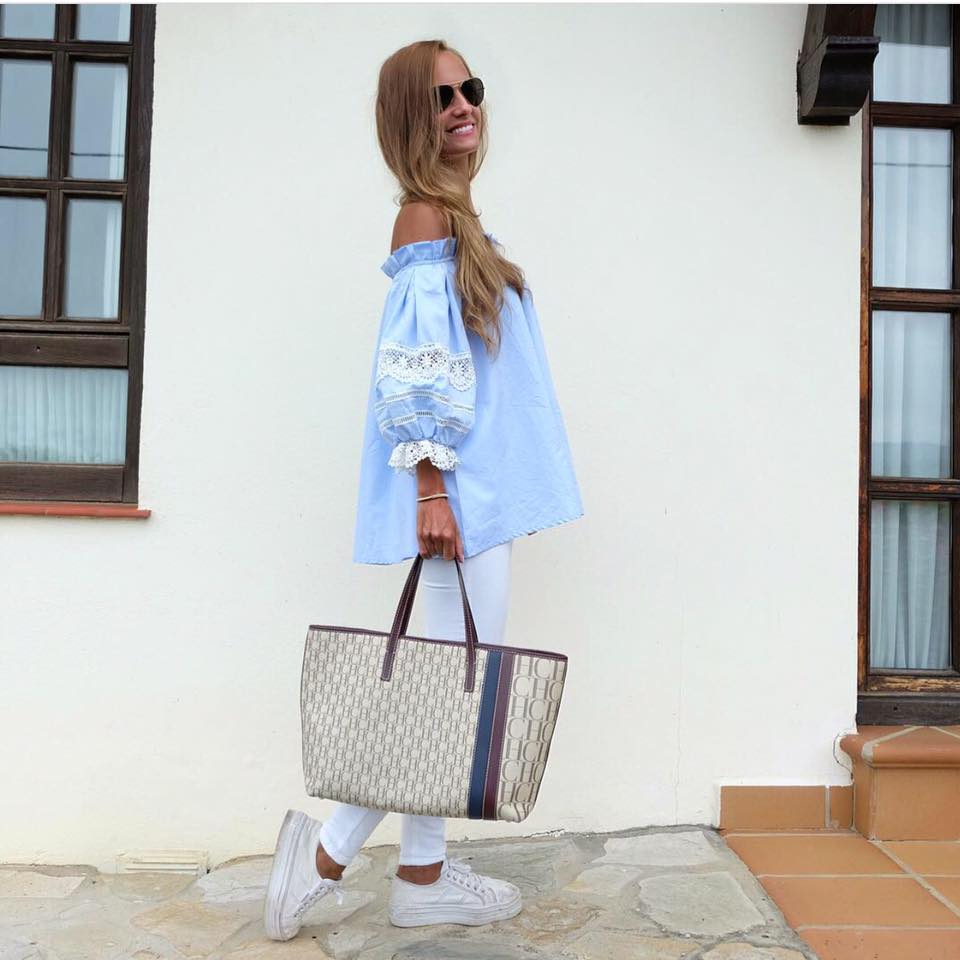 Zieloshopping's tweet photo. Mucha más ropa nueva en #CincomasUno de #Zielo Llegan y llegan muchas cositas nuevas estaros preparadas! 🌼👗👚👕💃😍 https://t.co/RAXu2ppUoH
