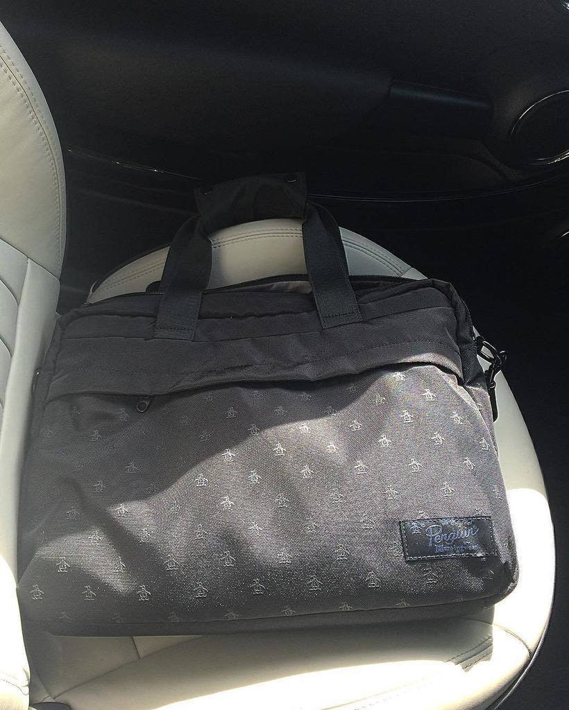 JohnTJackson's tweet photo. Nifty new man bag soaking up the sun. @originalpenguin #mensfashion #mensstyle #mensaccess… https://t.co/szdvnOpGgm https://t.co/zqV1PQqwBP