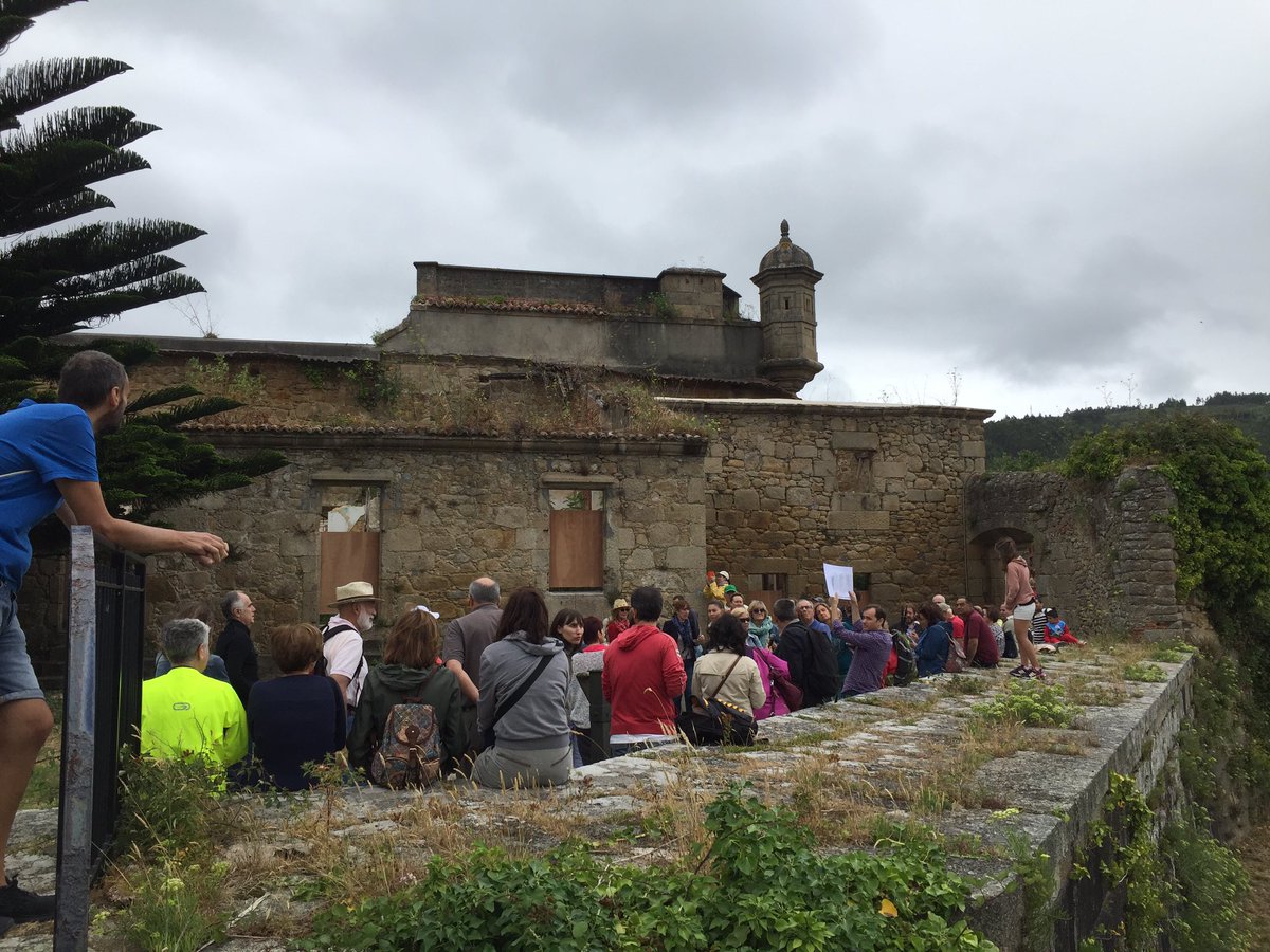 alorenzo64's tweet photo. Continúa a andaina no Castelo de San Felipe na ría de #Ferrol #Monumenta16 @monumenta2016 @conscultura https://t.co/BZn6MahmX0