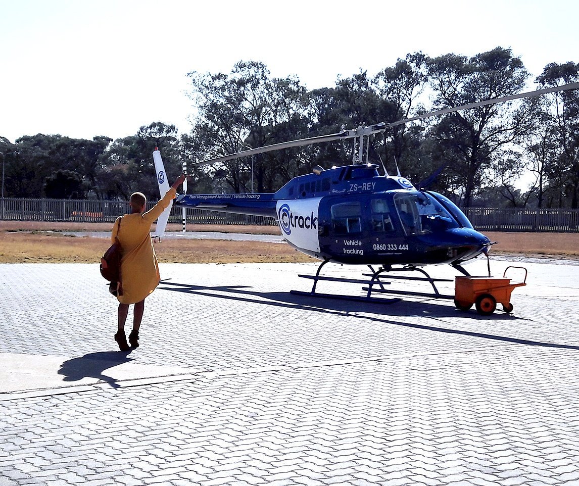 justjoykendi's tweet photo. Best way to start the morning 
Thank you #flysawise.  #joburgshopfest @CityofJoburgZA https://t.co/CfjAeNtyNL