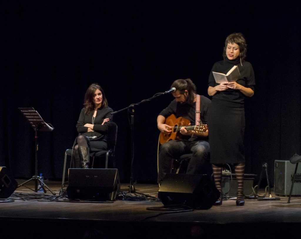 follemagazine's tweet photo. #Cartongesso in scena a Opera Estate, ... - https://t.co/kQkbZjFT5z - #AnticheMuraTeatroFestival #OperaEstate https://t.co/DAcdLjUOvY