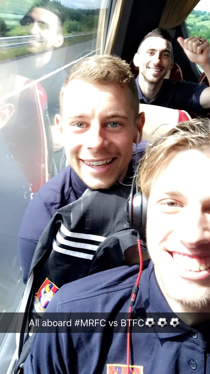 Away days⚽️⚽️ <a href="/MoretonRangers/">Moreton Rangers FC</a> vs Barry Town <a href="/Shippo220/">Adam Shipman</a> <a href="/JamieWyatt11/">Jamie Wyatt ◣ ◢</a>