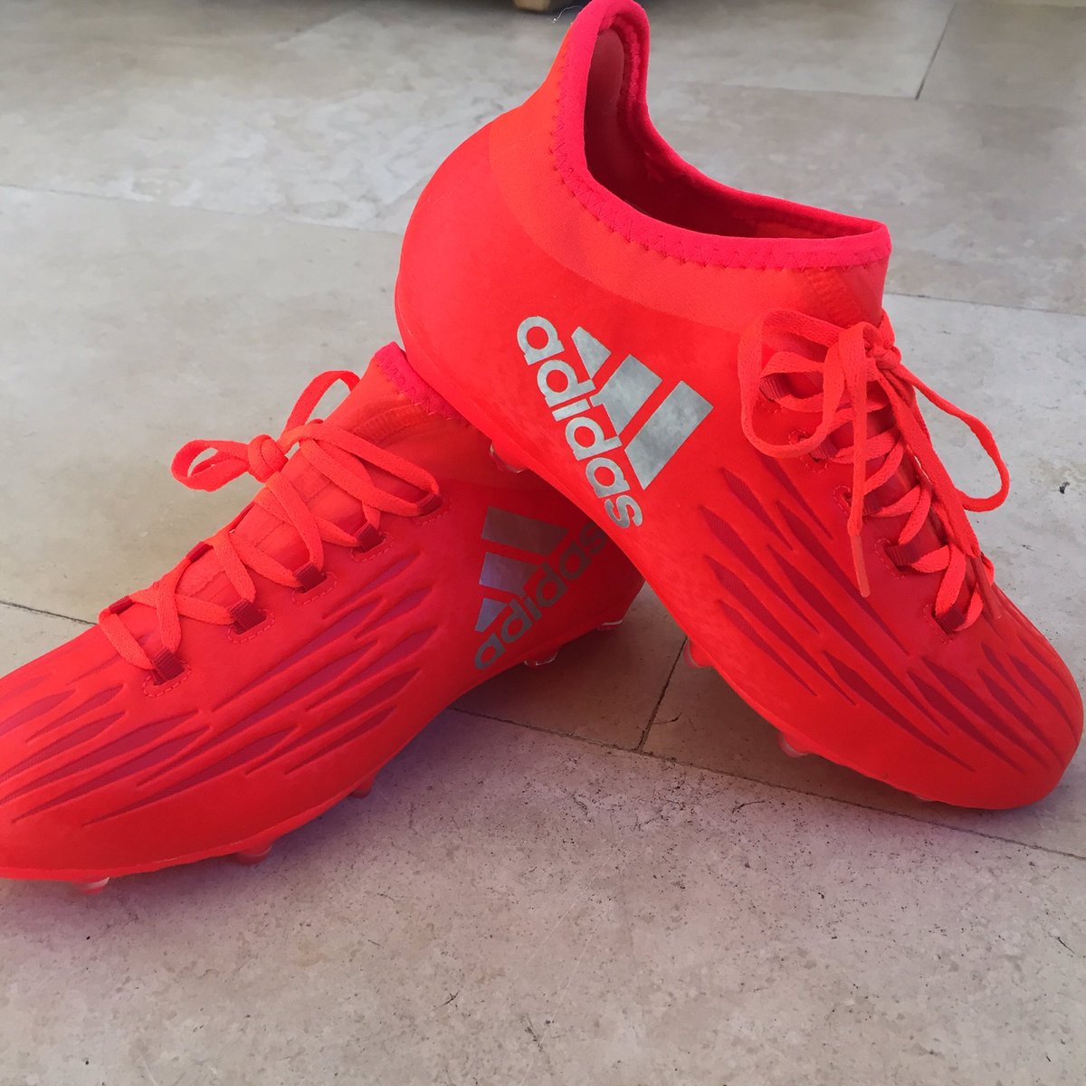elverys football boots