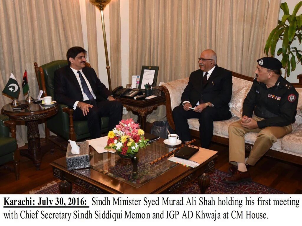 Sajjad44aliAli's tweet image. CM Sindh, Syed Murad Ali Shah holding his 1st meeting with Chief Secretary &amp;amp; all secretaries #GOS #PolicyGuidelines