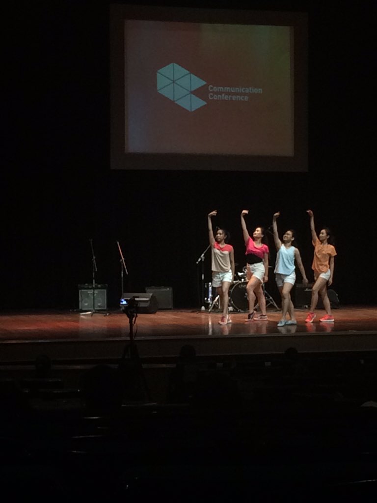 DLSUCommCon's tweet photo. LSDC Contemp entertaining the crowd!! #DLSUCommCon #CommConRevolution https://t.co/LA8jaB7XOs