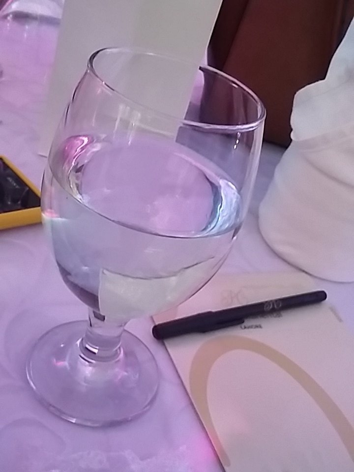 OffHerMedsAgain's tweet photo. And suddenly i'm thirsty.  #U4HKAajSe https://t.co/mb0ZGHvovY