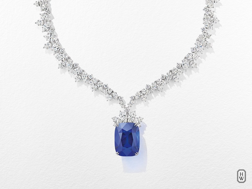 HarryWinston's tweet photo. More than 120 diamonds meet a 68 cts sapphire on a #HarryWinston necklace of uncompromised distinction. #HighJewelry https://t.co/7kSTIN4aXT