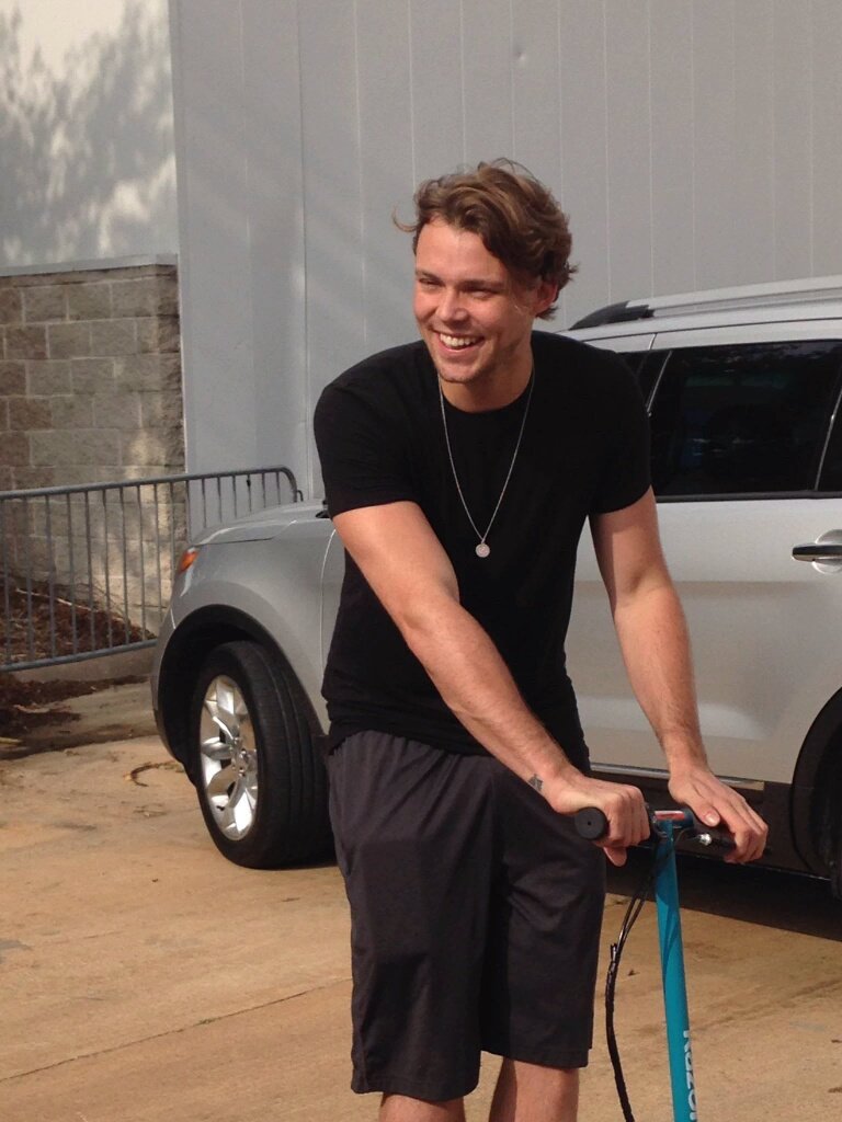 Stylinsoph's tweet photo. This smile is all I need to know everything will be alright💖 https://t.co/eCBX7V3IhU