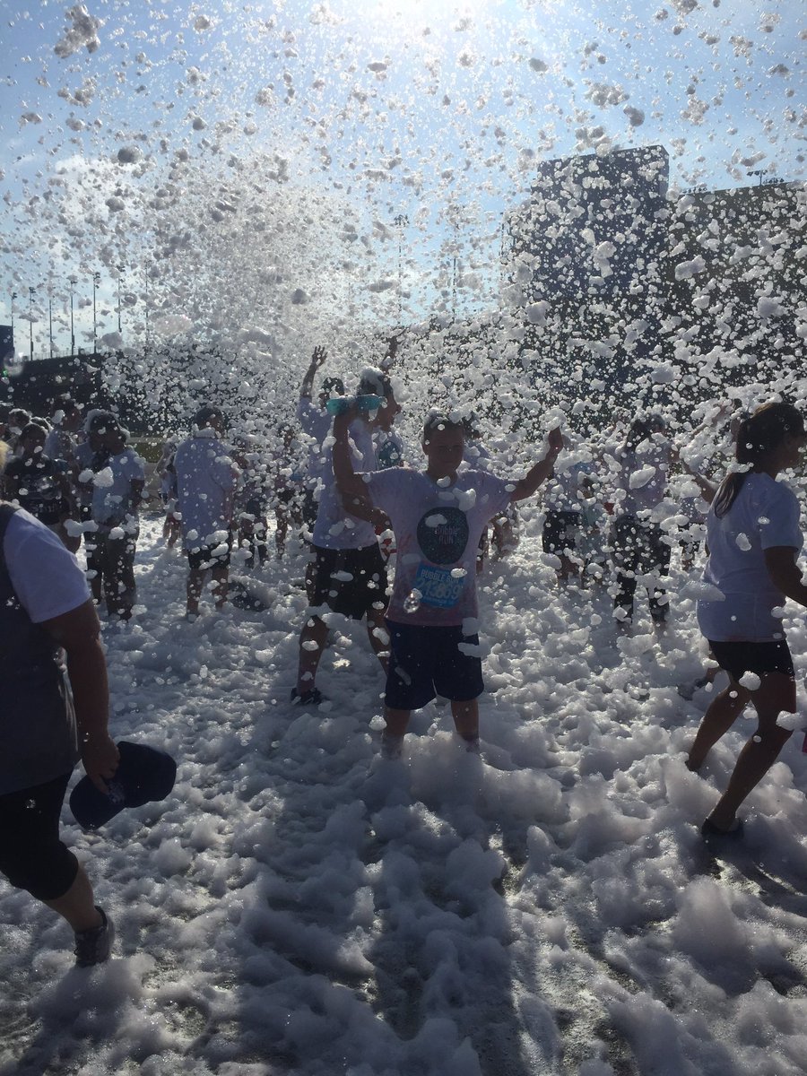 aprilschoenberg's tweet photo. Great morning 5K with my son!  #Summer2016 #BubbleRunKansasCity #bubblerunfun https://t.co/ia7F4MseQL