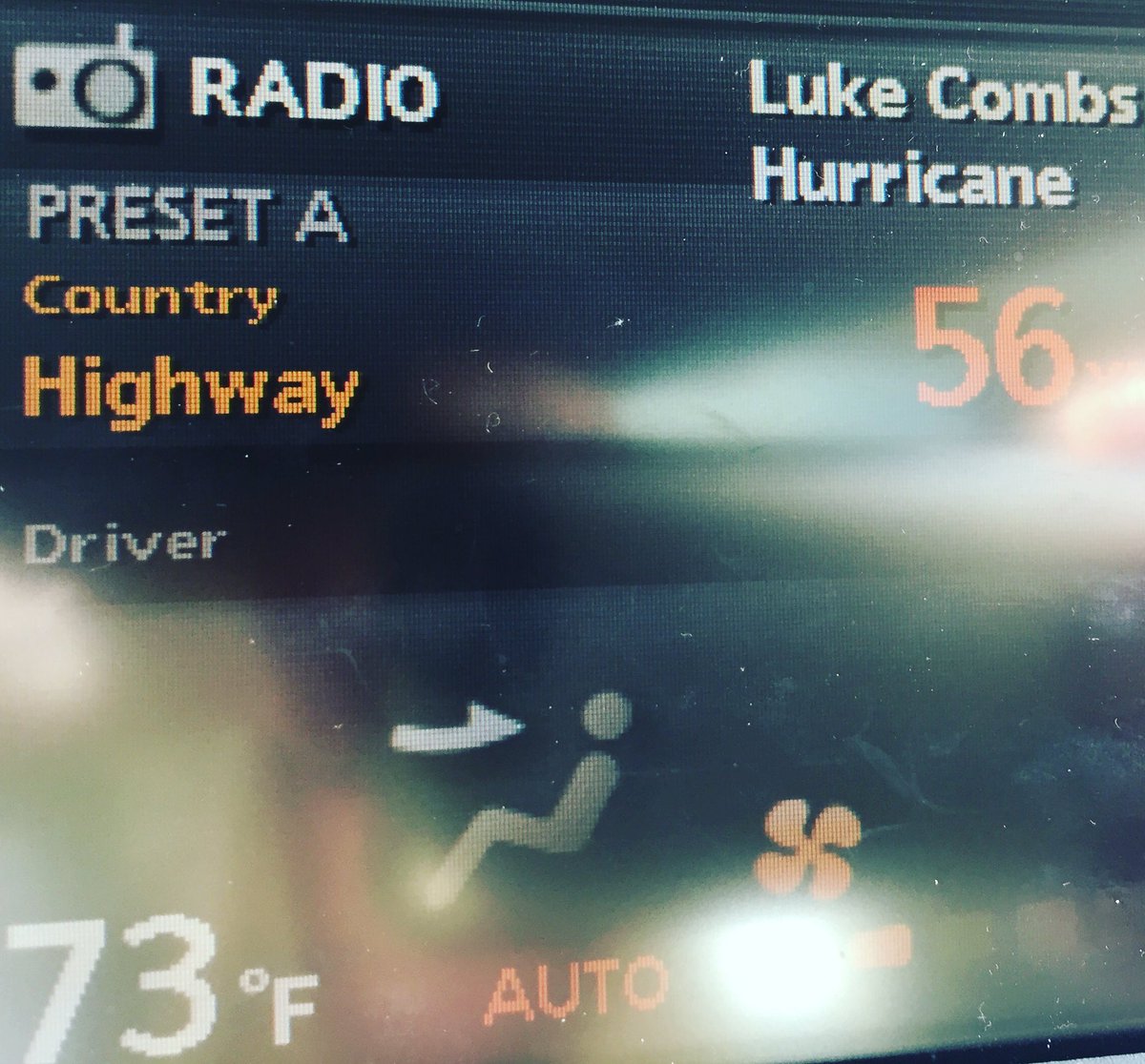 MonarchPblicity's tweet photo. There's a @LukeCombsMusic HURRICANE hitting @SXMTheHighway @buzzbrainard #onthehorizon https://t.co/aWfpLQhB0I