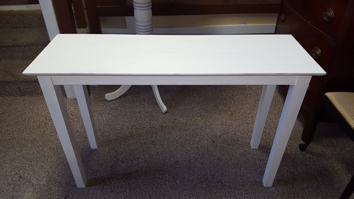 YurwayL's tweet photo. Sofa table with a distressed off white!
#realwood #furniture #distressed https://t.co/5GE8CEp1DH