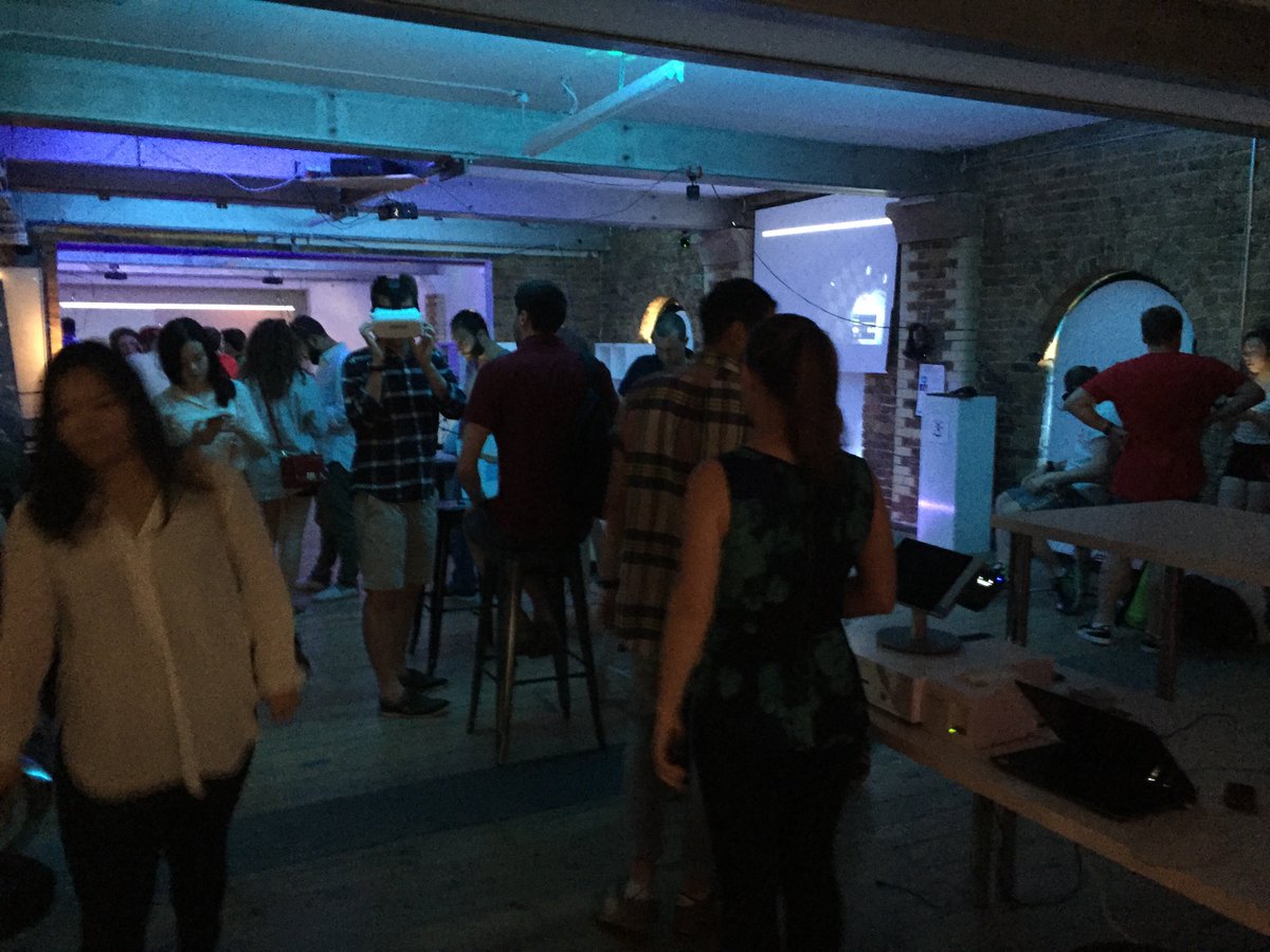 sandboxhq's tweet photo. Drop by and #tryvr - we’re up in Camden Market #vr #virtualreality #Oculus #htcvive https://t.co/iEBezlAne2