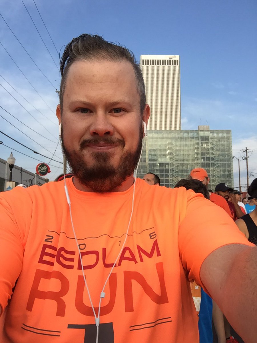 mgarvin86's tweet photo. Had a great morning at the #bedlamrun! Did a new personal best 29:29 in the 5K! https://t.co/ijzAEM0IsO