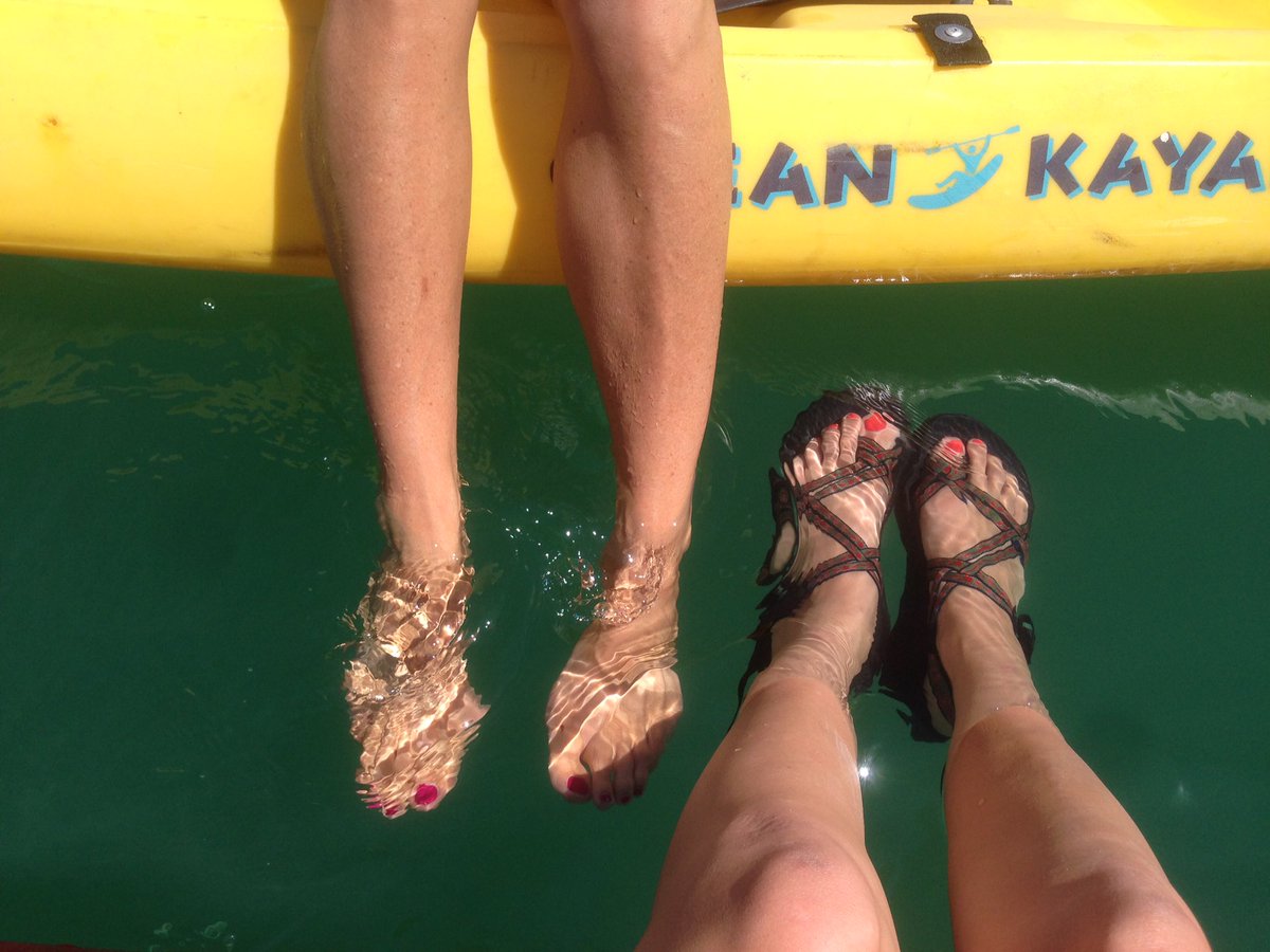 CarlyBall17's tweet photo. One last lake day! #summervibes #chacos #HarveyGap #fun https://t.co/GapziGVfML