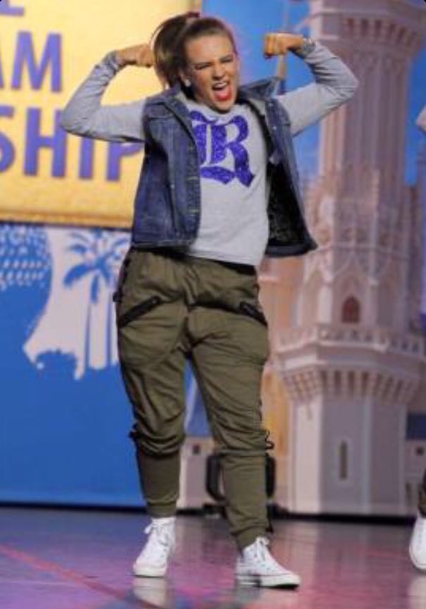 Happy National Dance Day! Nothing makes me happier than watching <a href="/WilldaBeast__/">Will Adams</a> videos or sharing my love for dance💪