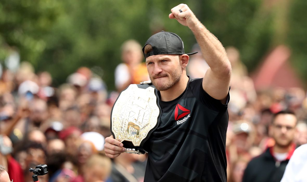 GiannisEllinas's tweet photo. Badass pic. #Champland #Croatia @stipemiocicufc https://t.co/zW9VLxycAw