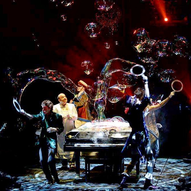 Uncle_Bubble's tweet photo. A beautiful shot from The Beatles LOVE (Cirque du Soleil) using #Unclebubble #cirquedusoleil #thebeatles #love https://t.co/nn4G2rly9Q