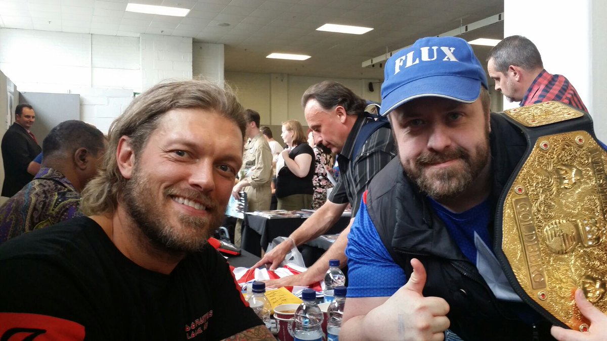 Flux_TheFilm's tweet photo. Director Antony Scott at the London Film &amp; Comicon. Say hello if you see the #Blue #Flux #Hat #londonfilmandcomiccon https://t.co/PMqtR95GwB