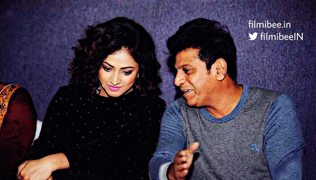 filmibeeIN's tweet photo. A glimpse of @neerdose ❤ Audio Launch! 

#Neerdose hitting theatres Soon 😊

@Jaggesh2 @HariPrriya6 https://t.co/92Gq31CCwq