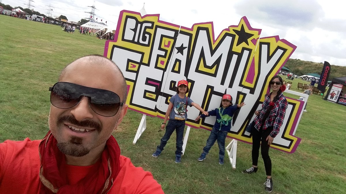 sohankailey's tweet photo. We have touchdown @bigfamilyfest #BFF #familyfriendlyfestival #duntonhall #sunshine #festivaltime #funtime2016 https://t.co/TmiyMnq0hd