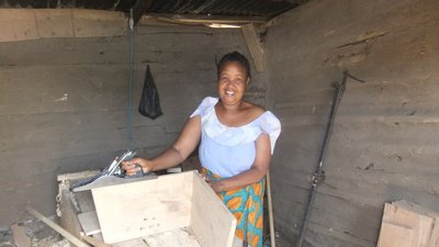 MondoFoundation's tweet photo. With just a small grant Anna has built her own furniture making business https://t.co/lXoZ35JDS3 #SocEnt #MondoDev https://t.co/12RUTOzRZR