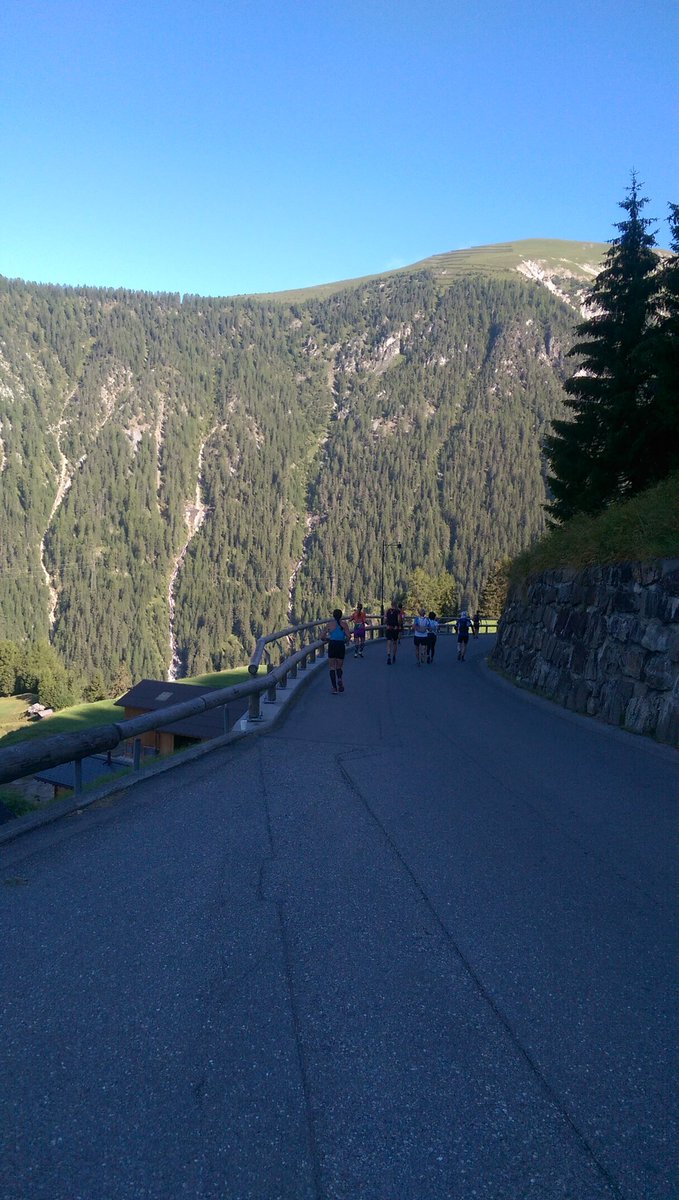 StephenSymons2's tweet image. Race day #swissalpine 2016