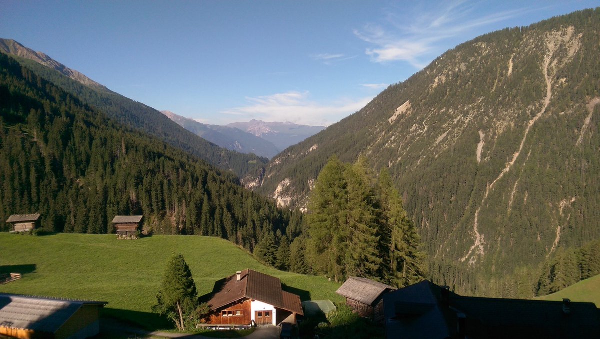 StephenSymons2's tweet image. Race day #swissalpine 2016