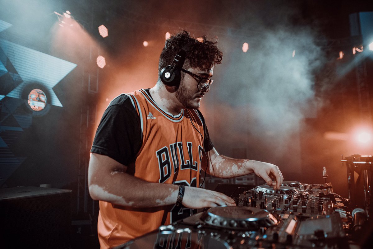 BoomboxCartel's tweet photo. lollapalooza 2016 https://t.co/7WCFS4C3Gy